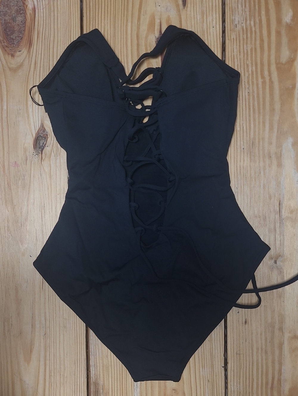 24. NWT  $175 STYLE PLUNGEY M SHORT - Picture 2 of 3